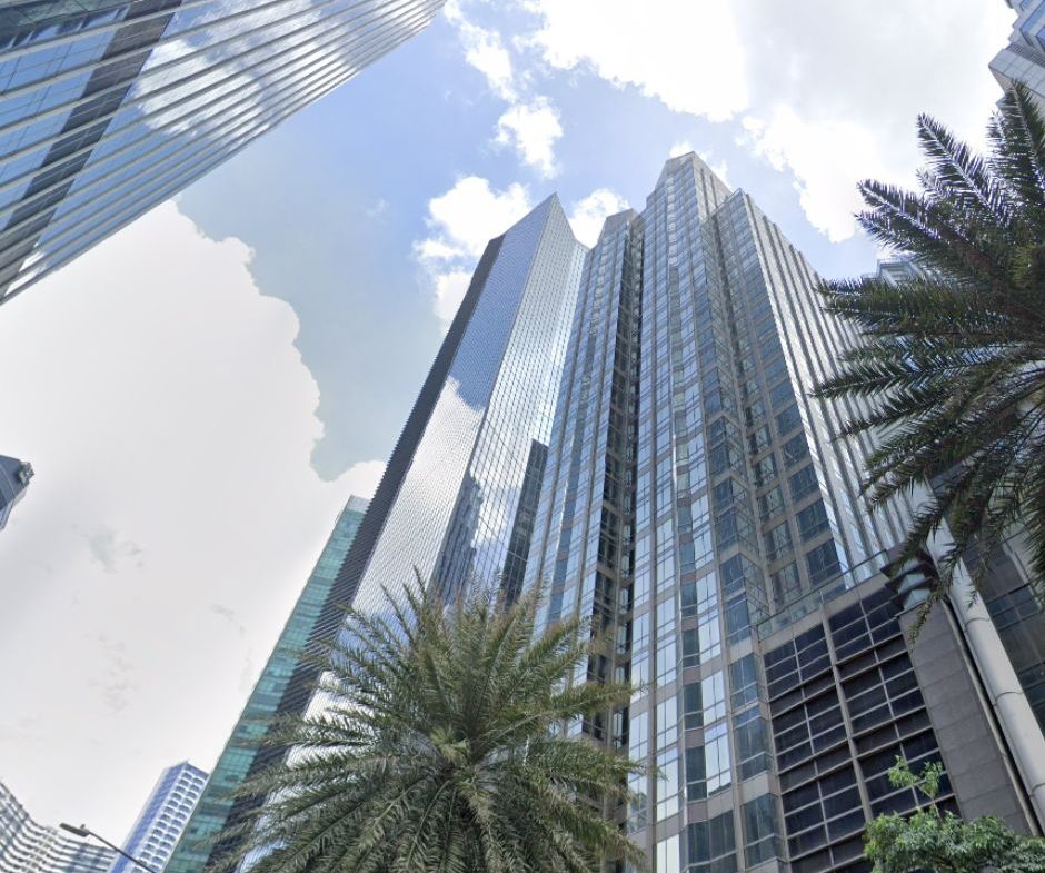 Ayala ave Office space for sale