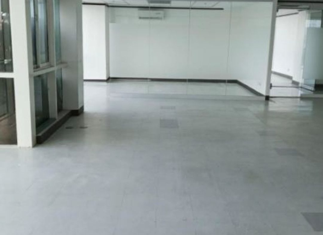 Small Affordable Office Rent Madrigal Alabang Coherco Financial Tower (2)