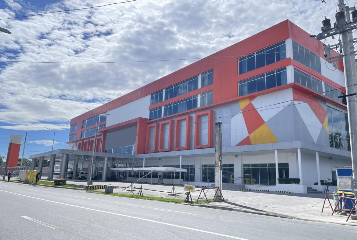 6000 sqm POGO IGL Office Building for Rent in Paranaque (1)