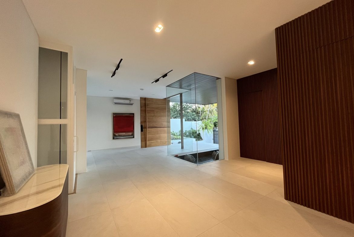Alabang House for Sale at Ayala Alabang Village AAV Modern Tropical Corner Lot (5)