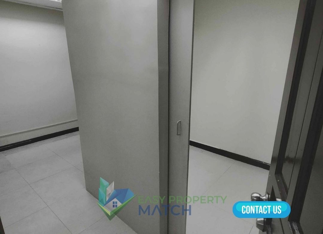 Small Affordable Office for Rent Lease at Strata 100 Office with executive room and private CR (4)