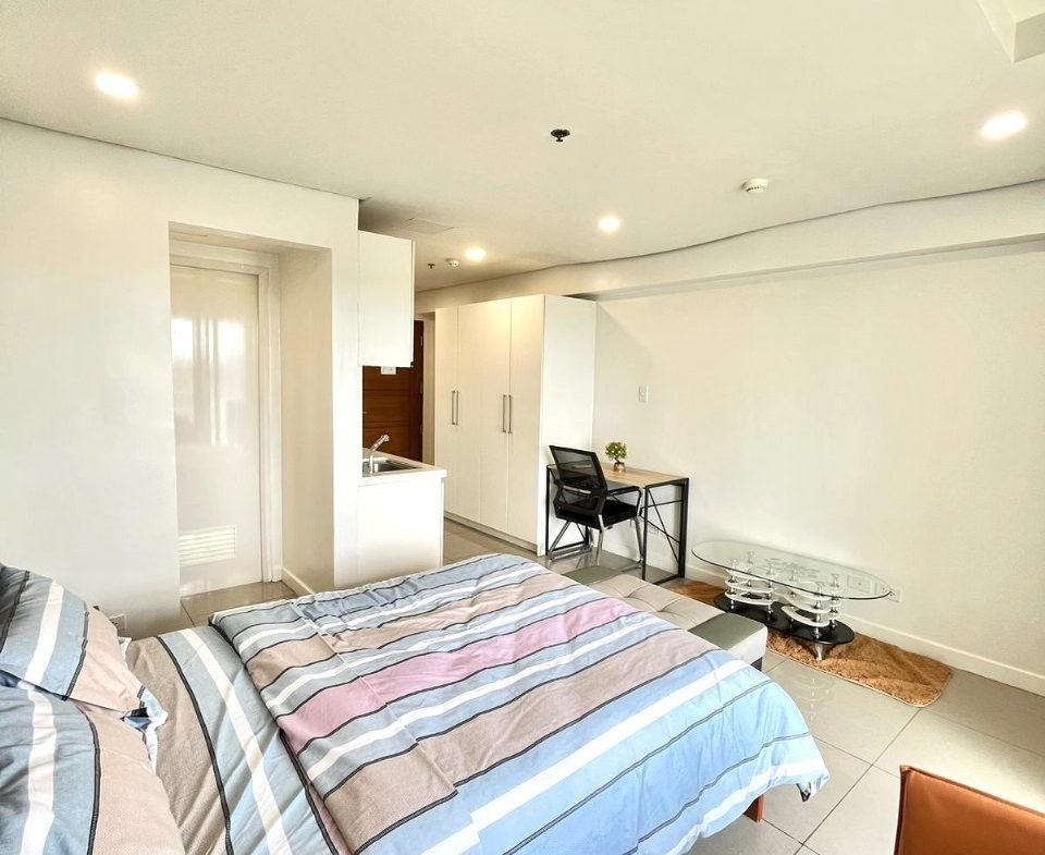 studio unit