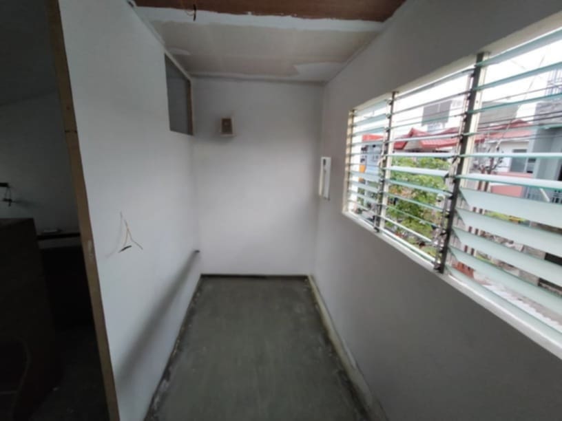 House and Lot for Sale at Golden Villas Carsadang Bago 2 Imus Cavite  (2)